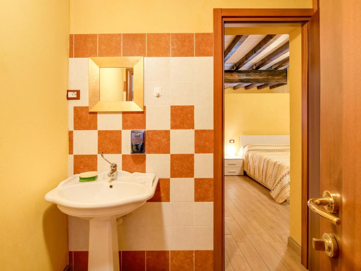 Beautiful Chalet With Swimming Pool In Lombardy Villa Marone Esterno foto